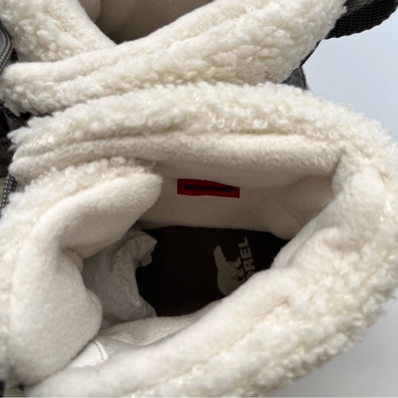 Sorel Explorer 2 Carnival Cozy Waterproof insulated boot- size 6.5 - Picture 8 of 8